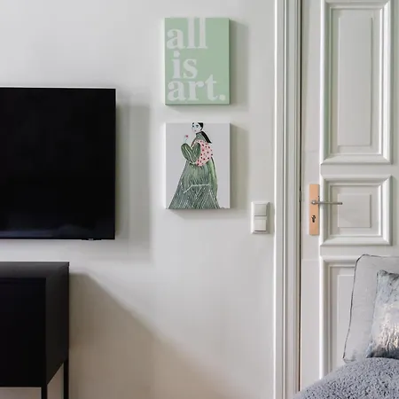 Exklusive Luxus-unterkunft In Mitte: 2 Apartments, 130m², Designer-moebel, Co2 Neutrale Reinigung برلين