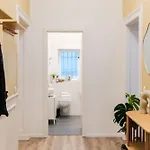 דירה Exklusive Luxus-unterkunft In Mitte: 2 Apartments, 130m², Designer-moebel, Co2 Neutrale Reinigung ברלין