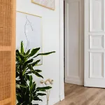 アパート Exklusive Luxus-unterkunft In Mitte: 2 Apartments, 130m², Designer-moebel, Co2 Neutrale Reinigung