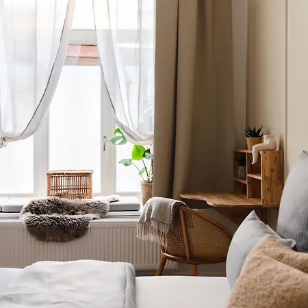 Exklusive Luxus-unterkunft In Mitte: 2 Apartments, 130m², Designer-moebel, Co2 Neutrale Reinigung *