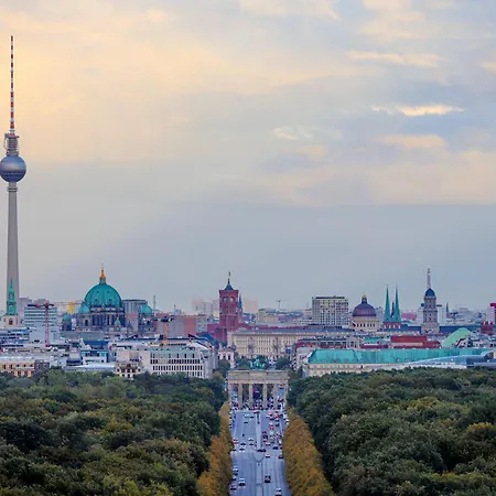 Exklusive Luxus-unterkunft In Mitte: 2 Apartments, 130m², Designer-moebel, Co2 Neutrale Reinigung דירה *