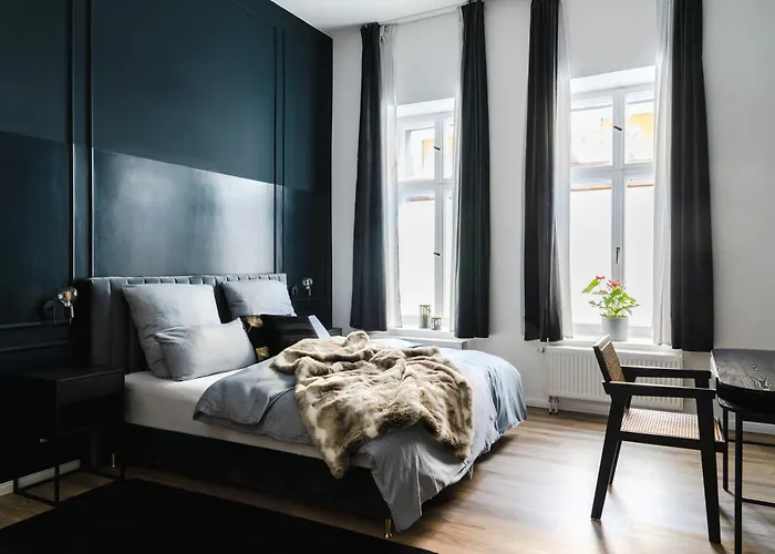 Daire Exklusive Luxus-unterkunft In Mitte: 2 Apartments, 130m², Designer-moebel, Co2 Neutrale Reinigung *