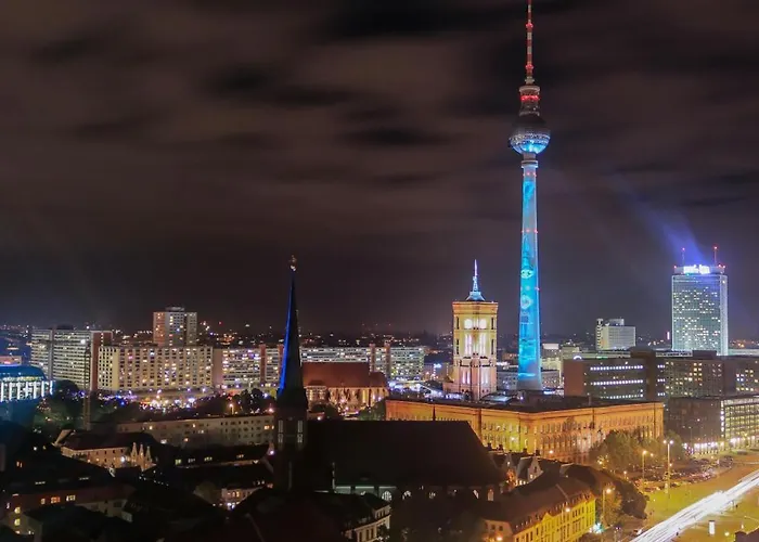 Appartement Exklusive Luxus-unterkunft In Mitte: 2 Apartments, 130m², Designer-moebel, Co2 Neutrale Reinigung Berlin