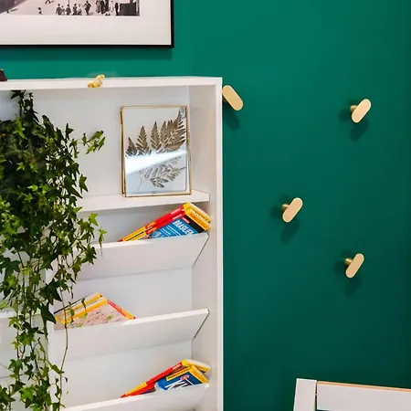 Exklusive Luxus-unterkunft In Mitte: 2 Apartments, 130m², Designer-moebel, Co2 Neutrale Reinigung * Berlino