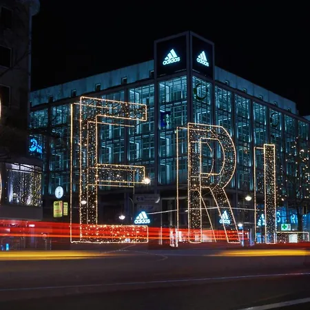 דירה Exklusive Luxus-unterkunft In Mitte: 2 Apartments, 130m², Designer-moebel, Co2 Neutrale Reinigung