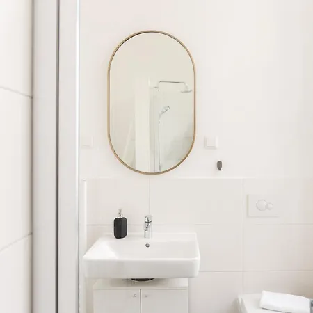 Exklusive Luxus-unterkunft In Mitte: 2 Apartments, 130m², Designer-moebel, Co2 Neutrale Reinigung Apartament *